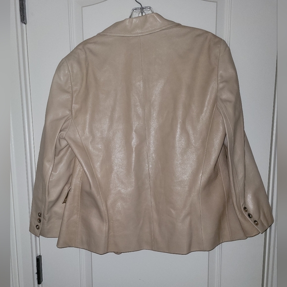Lafayette 148 Creme Leather Blazer - Picture 7 of 7